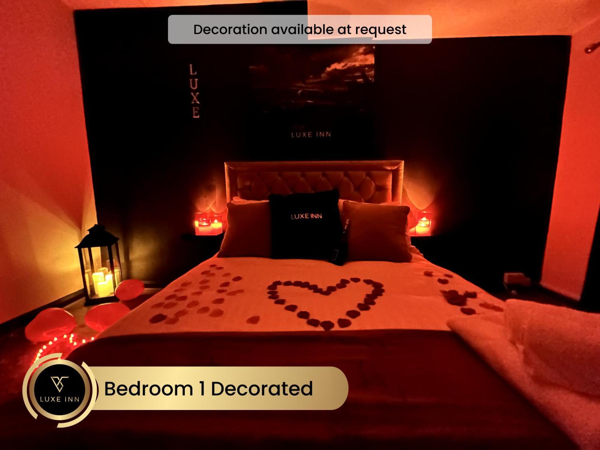 4 Bedroom House, Heathrow Airport, Luxe Inn Colnbrook Ngoại thất bức ảnh